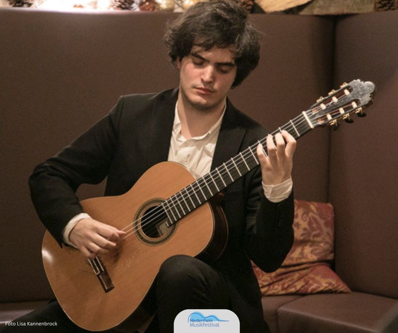 Joaquim Santos Simões (Gitarre)